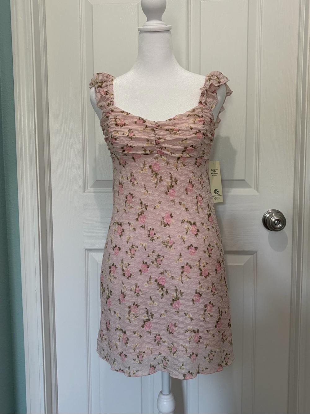 No Boundaries Pink Lace Floral Ruffle Strap Sundress NWT - Women’s XS